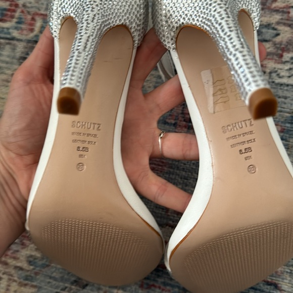 Schutz leather beaded accents white 8.5 - Picture 3 of 3